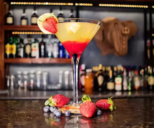 cocktail with strawberries